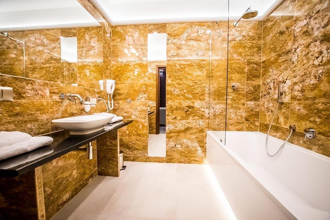Hotel Palac Poledno ห้อง รูปภาพ