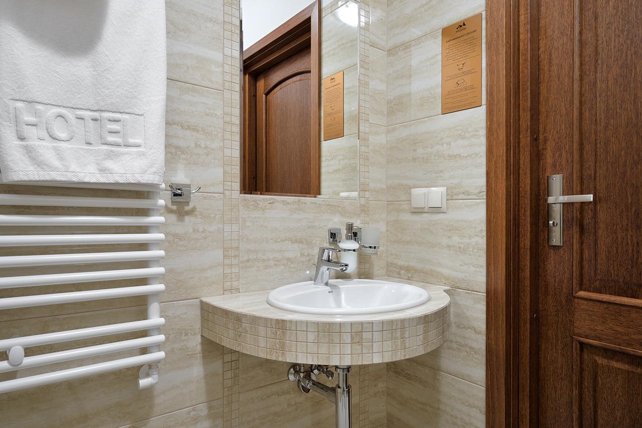 Hotel Palac Poledno ภายนอก รูปภาพ